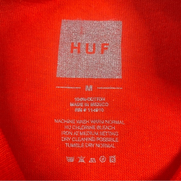 HUF Worldwide Floral Spell Out Logo Short Sleeve Red Graphic T-Shirt Size Medium - Picture 3 of 7